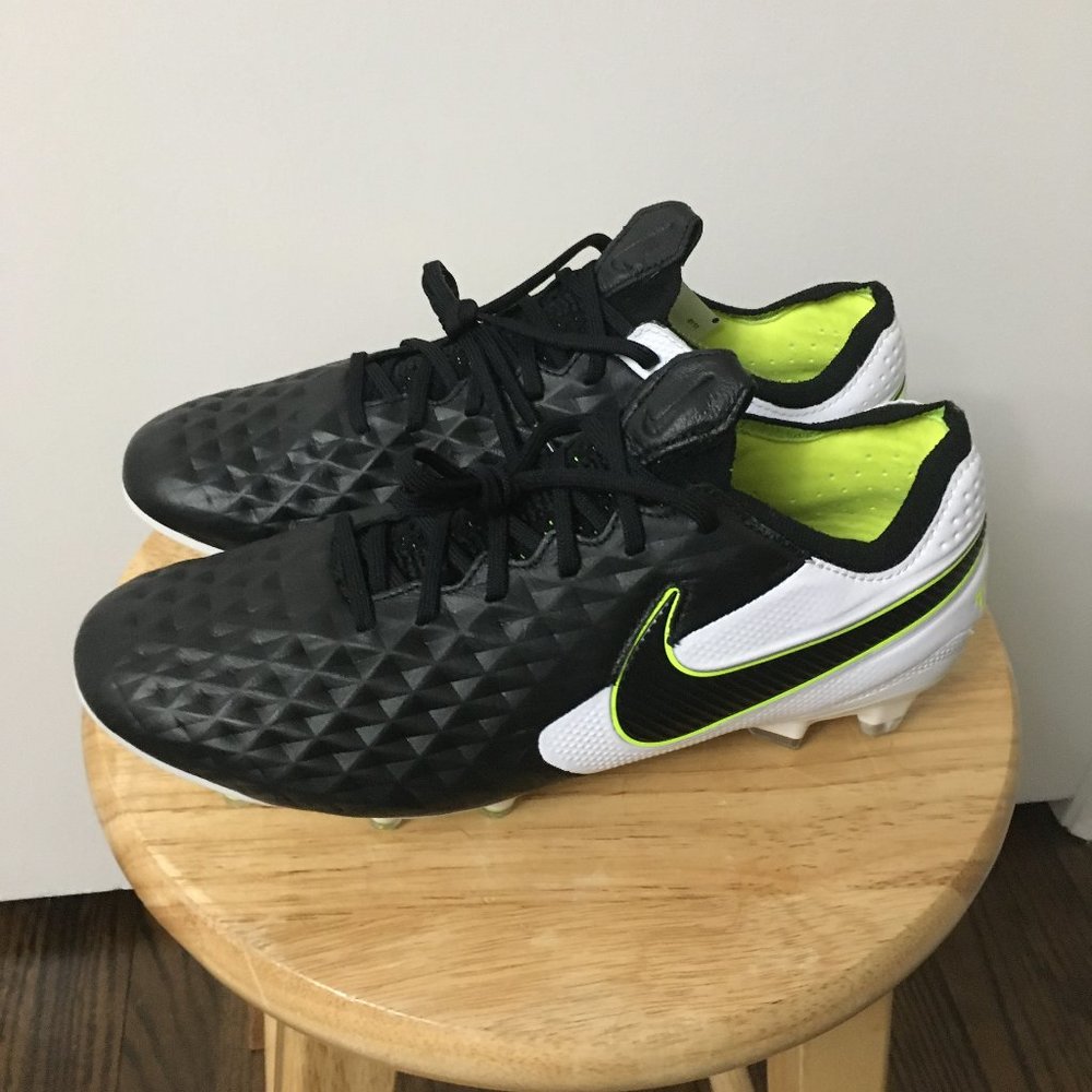 Nike Tiempo Legend 8 Elite FG B&W-Volt cleats - Picture 2 of 12